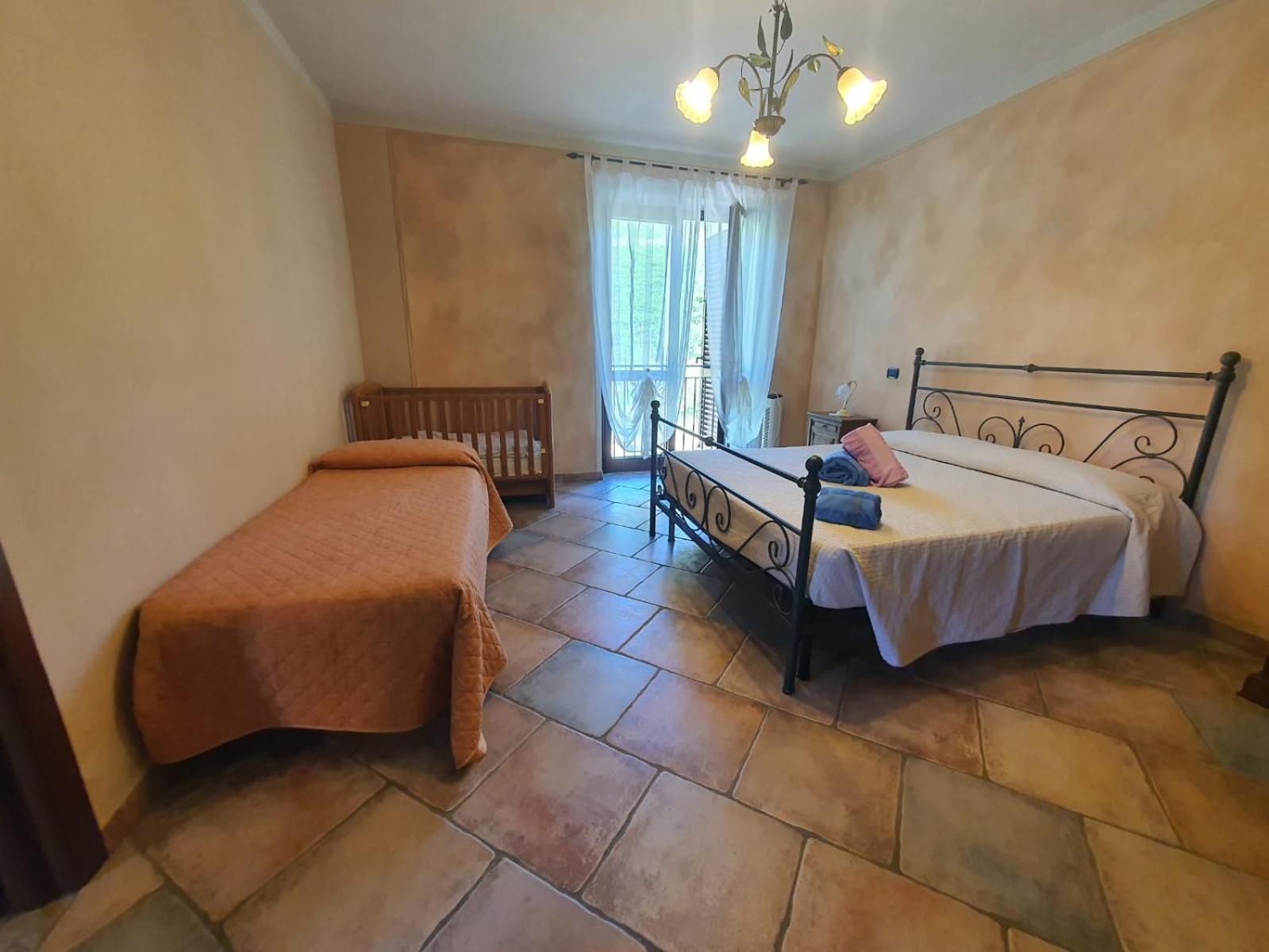 Eno-Agriturismo Cascina L'Arché Santo Stefano Belbo Extérieur photo