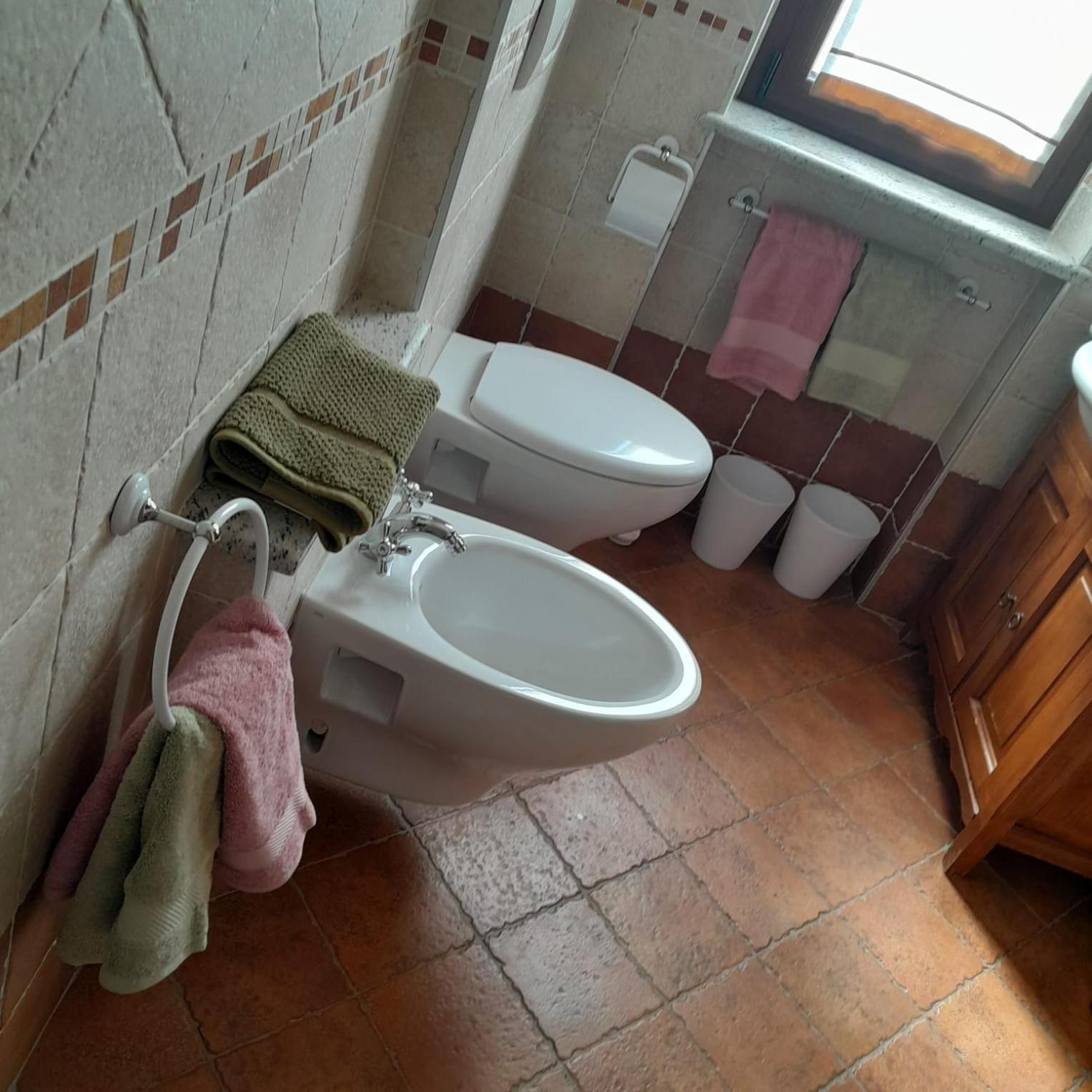 Eno-Agriturismo Cascina L'Arché Santo Stefano Belbo Extérieur photo